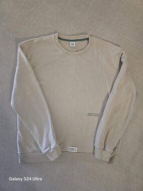 ZARA Men's Crewneck Sweatshirt in Light Beige